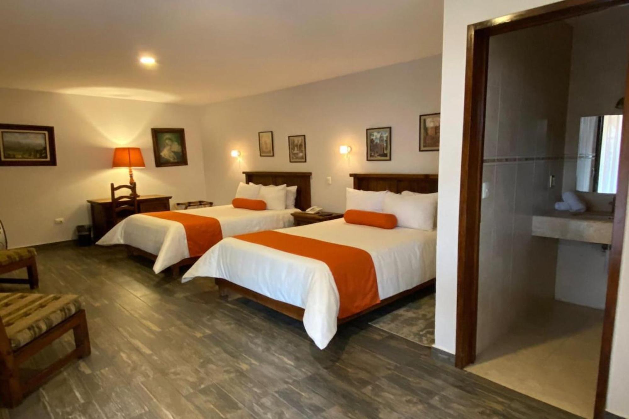 Capital O La Huerta Golf & Hotel Cholula de Rivadavia Exterior foto